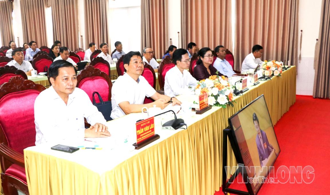 LĐ Tinh.jpg