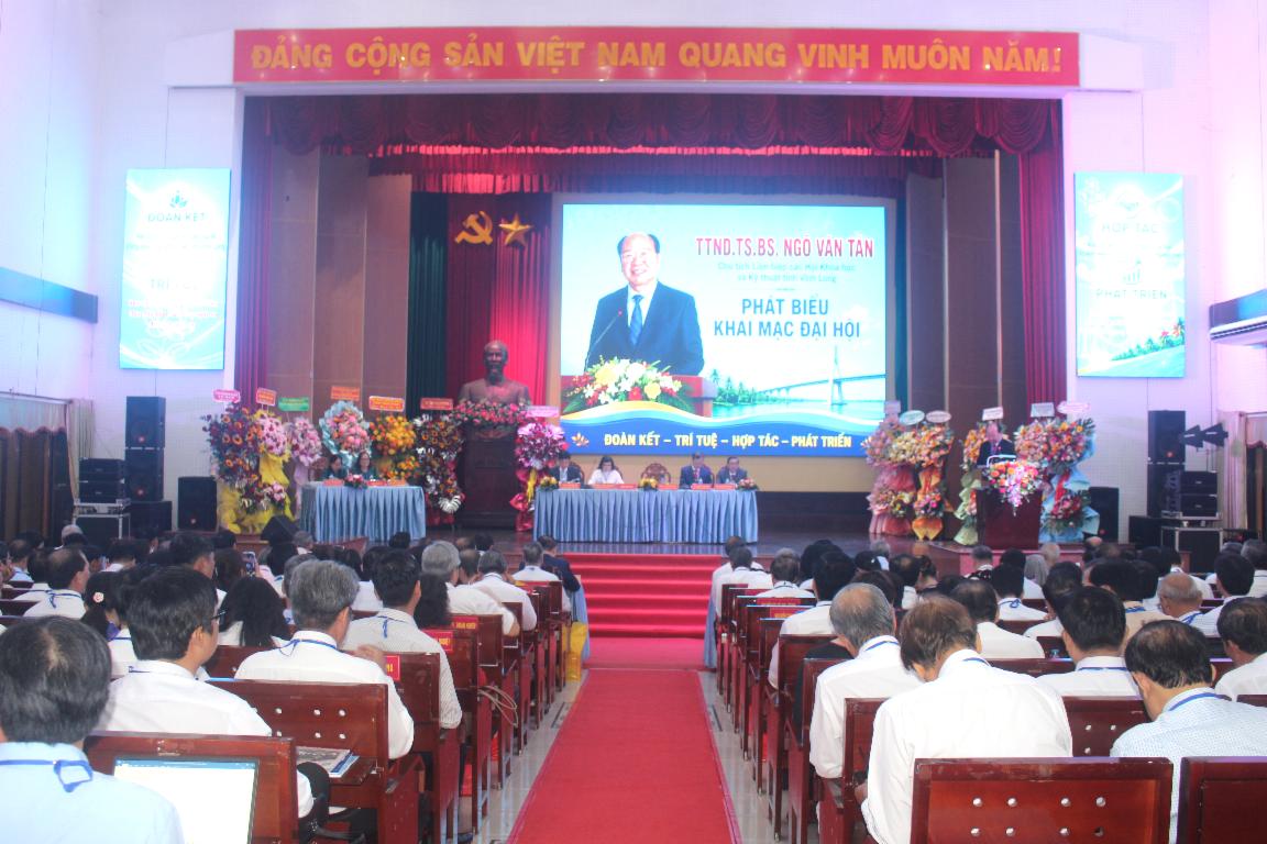 CT khai mac.JPG